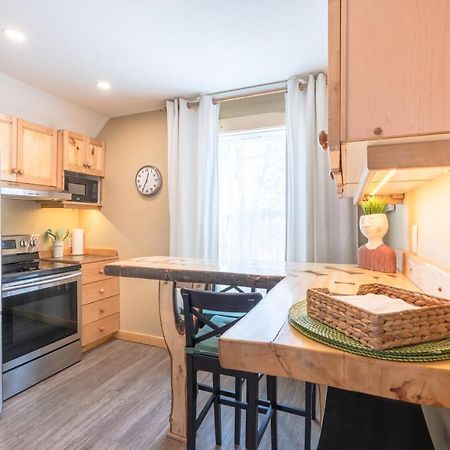 Craftsman'S Loft - Heritage Charm - Ac - 5 Min Dt Calgary Exterior photo